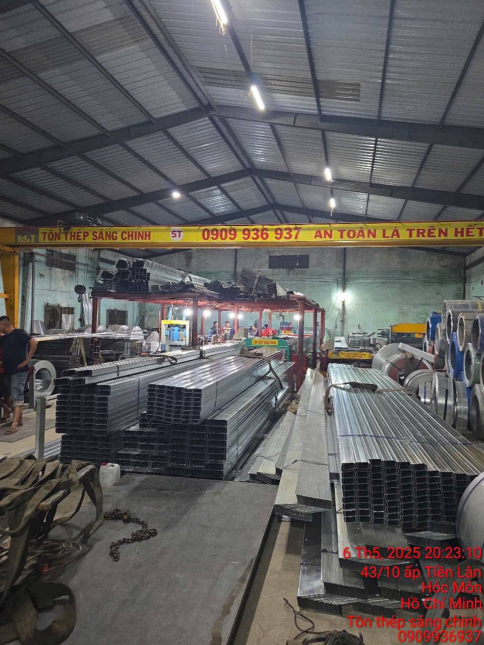 Bảng báo giá xà gồ C,Z tại Tôn sàn decking